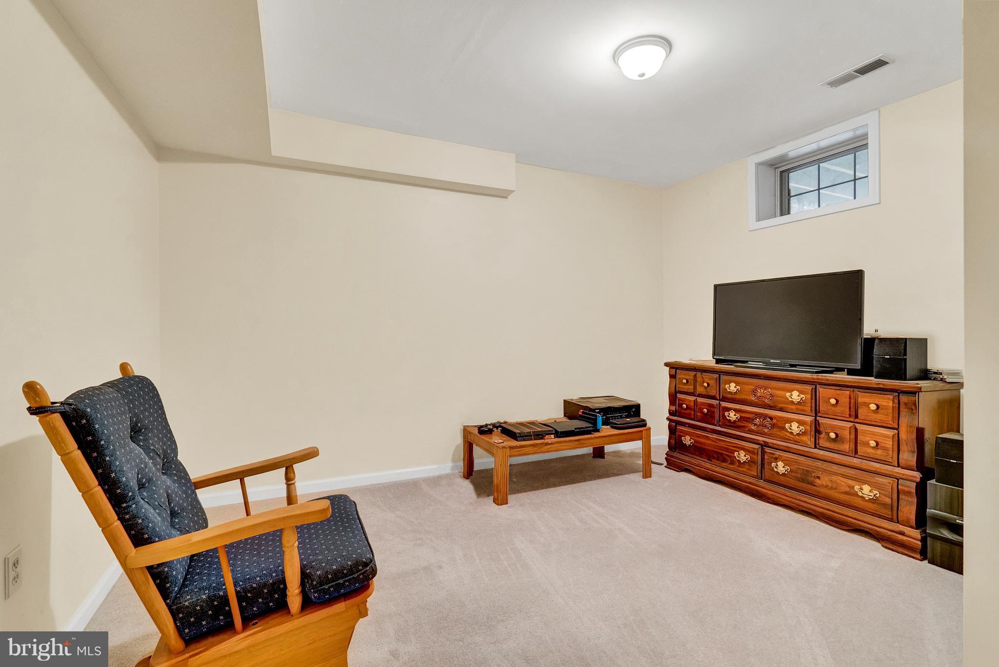 6231 Balls Mill Road Midland, VA 22728 - Photo 25 of 30 Den/5th Bedroom