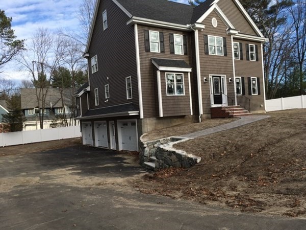11 Pinewood Road Wilmington, MA 01887 - Photo 1 of 26 Gallery Image 1