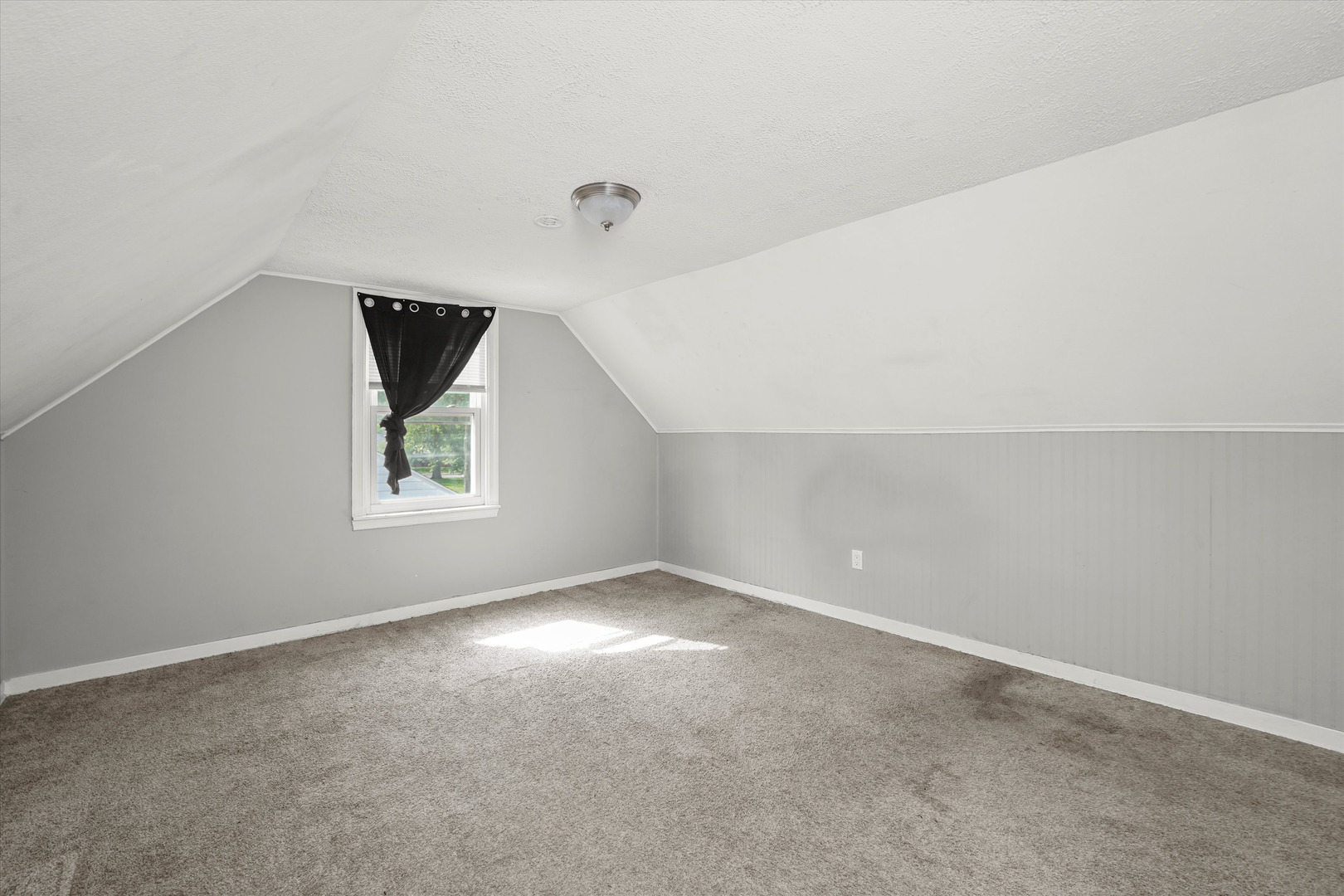 1544 Marquette Road Joliet, IL 60435 - Photo 8 of 10 Gallery Image 8