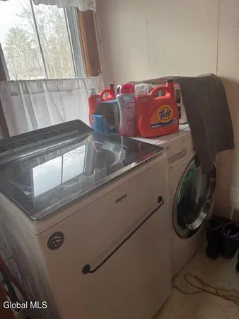 $315,000 | 4 Raceville Road, Hampton, NY 12837