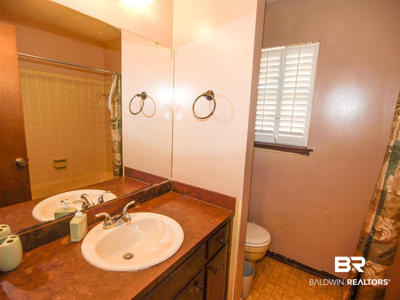 7582 Tara Drive North Mobile, AL 36619 - Photo 9 of 19