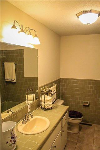271 Wood Bluff Road Winchester, TN 37398 - Photo 19 of 20 Hallway Bath