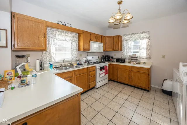 $185,900 | 303 West Main Street, Lewisville, IN 47352