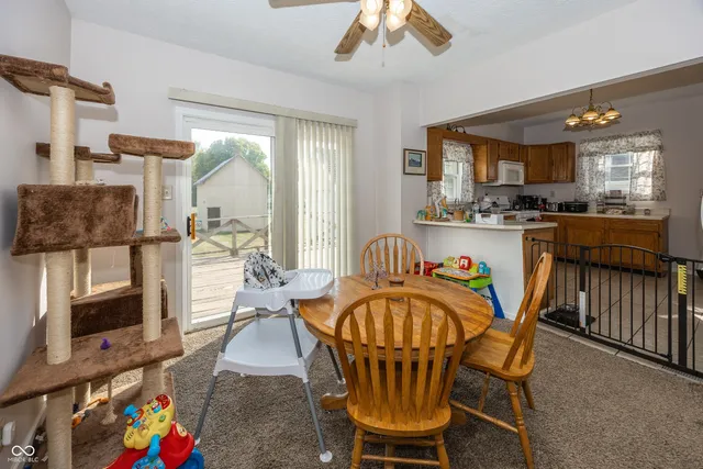 $185,900 | 303 West Main Street, Lewisville, IN 47352