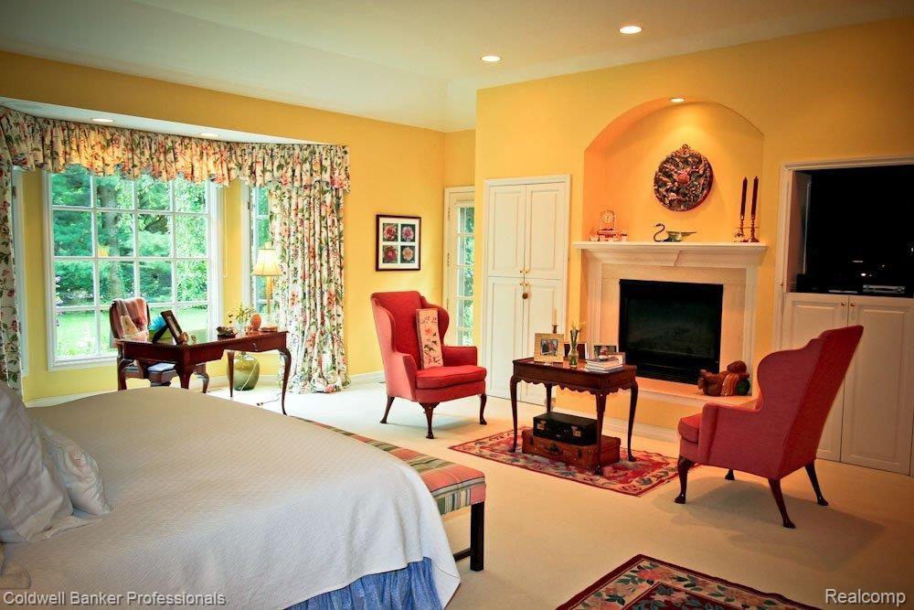1320 Covington Road Bloomfield Hills, MI 48301 - Photo 16 of 25 IMG_8453.jpg