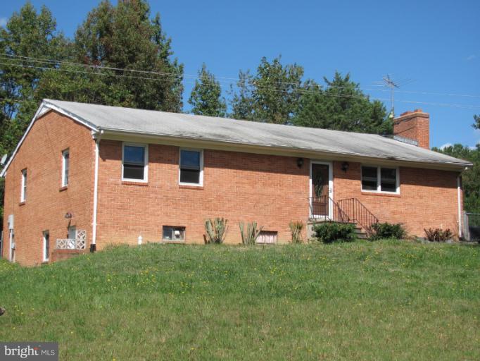 Exterior (Front)