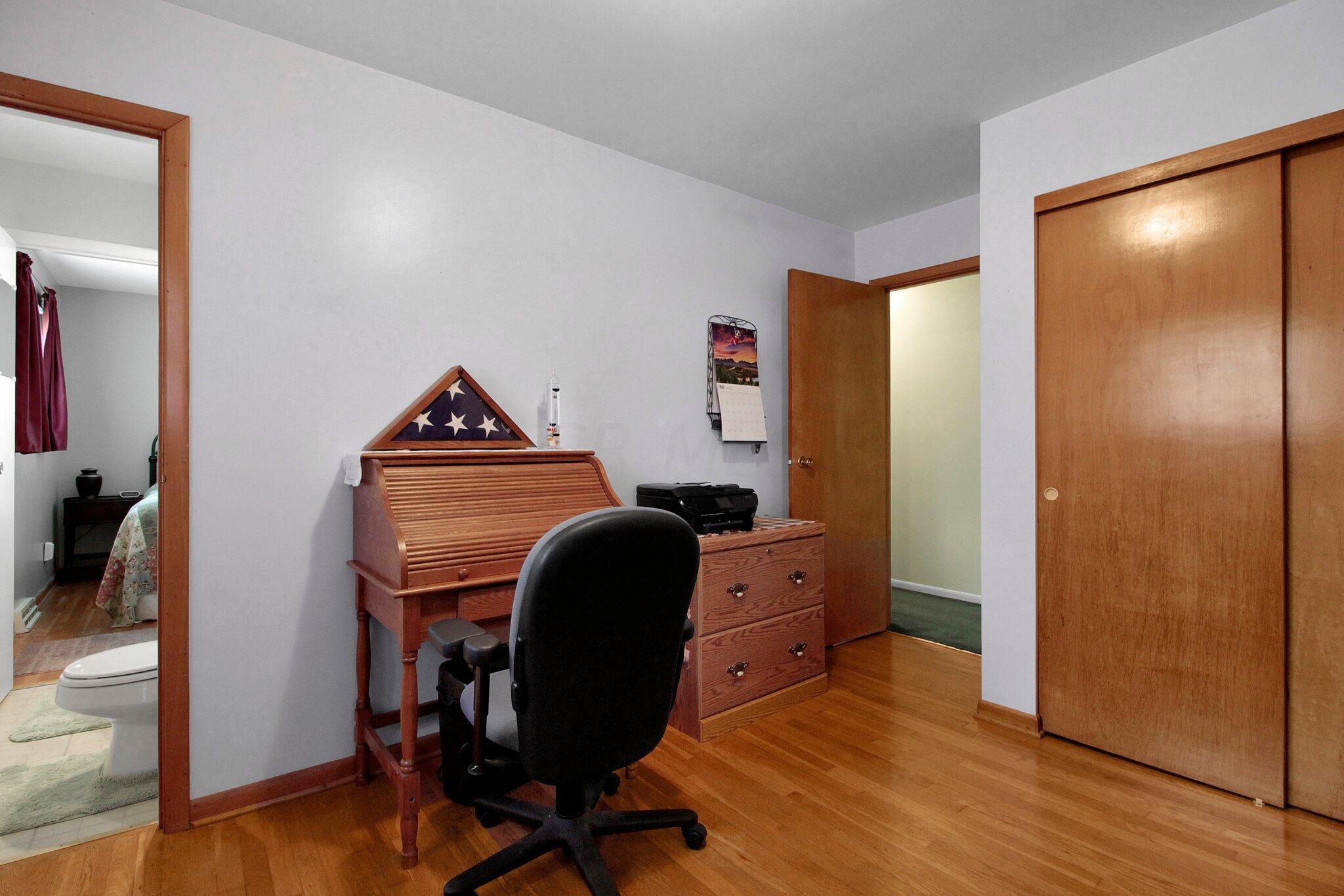 5760 Amanda Northern Road Carroll, OH 43112 - Photo 16 of 23 Bedroom # 4