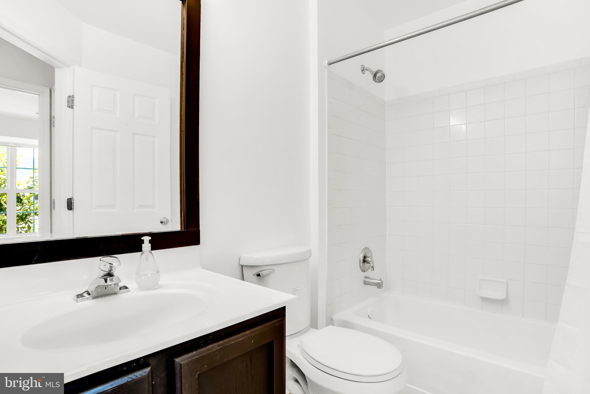 730 Howards Loop Annapolis, MD 21401 - Photo 17 of 28 Gallery Image 17