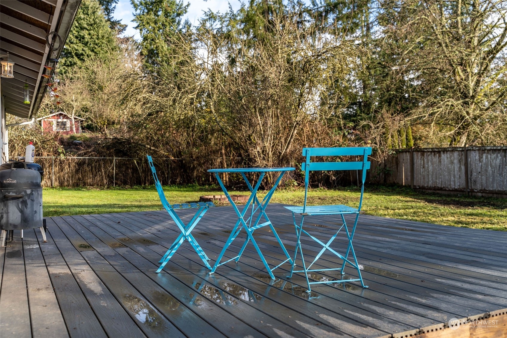 13915 99th Avenue Southeast Snohomish, WA 98296 - Photo 19 of 30 a view of a swimming pool with a yard