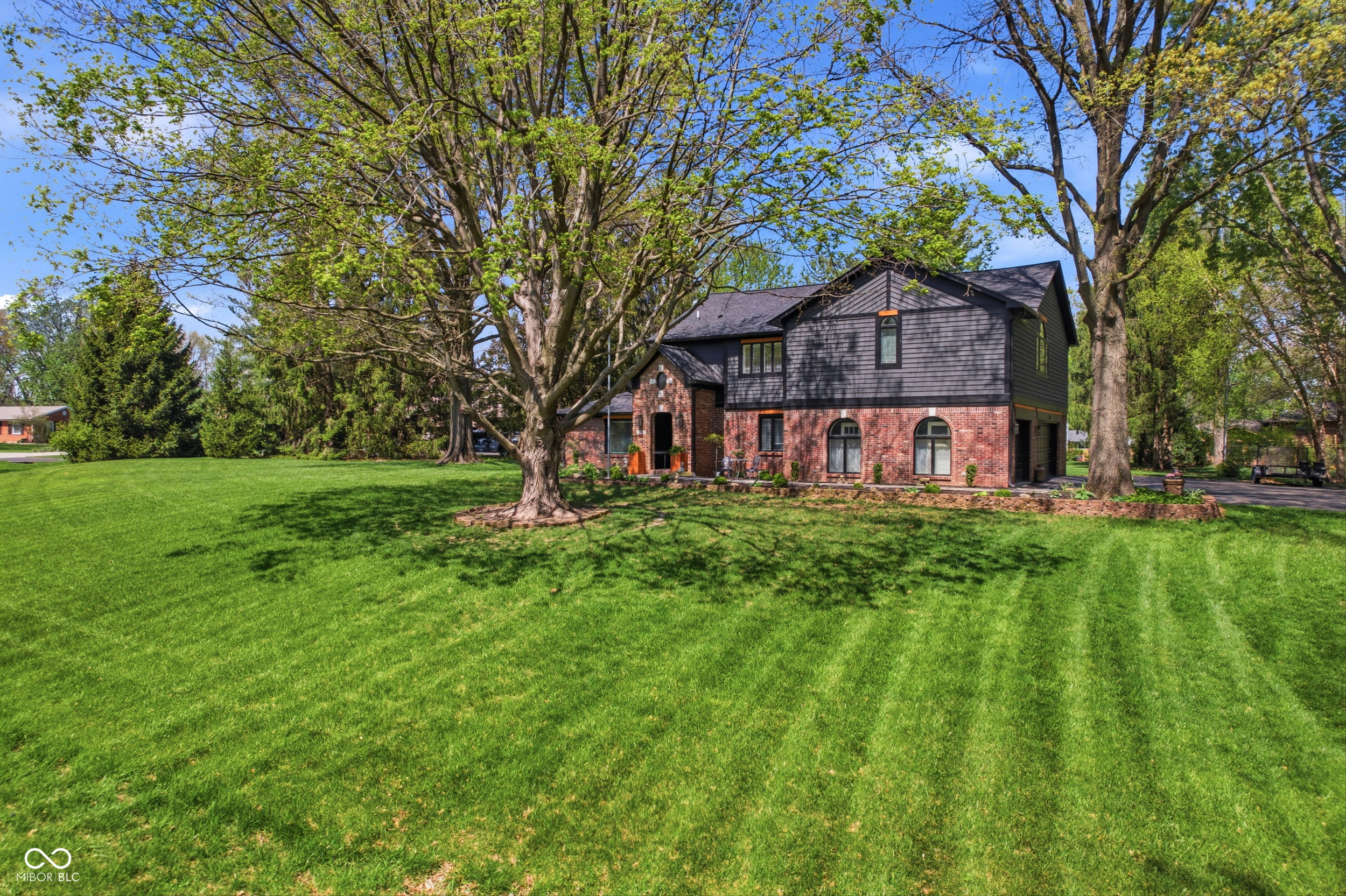 46 Ridgeway Drive Brownsburg, IN 46112 - Photo 2 of 66