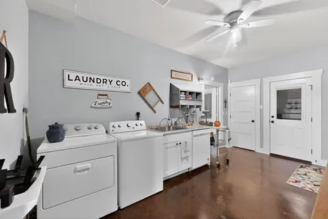 $825,000 | 2800 County Road 2905, Dodd City, TX 75438