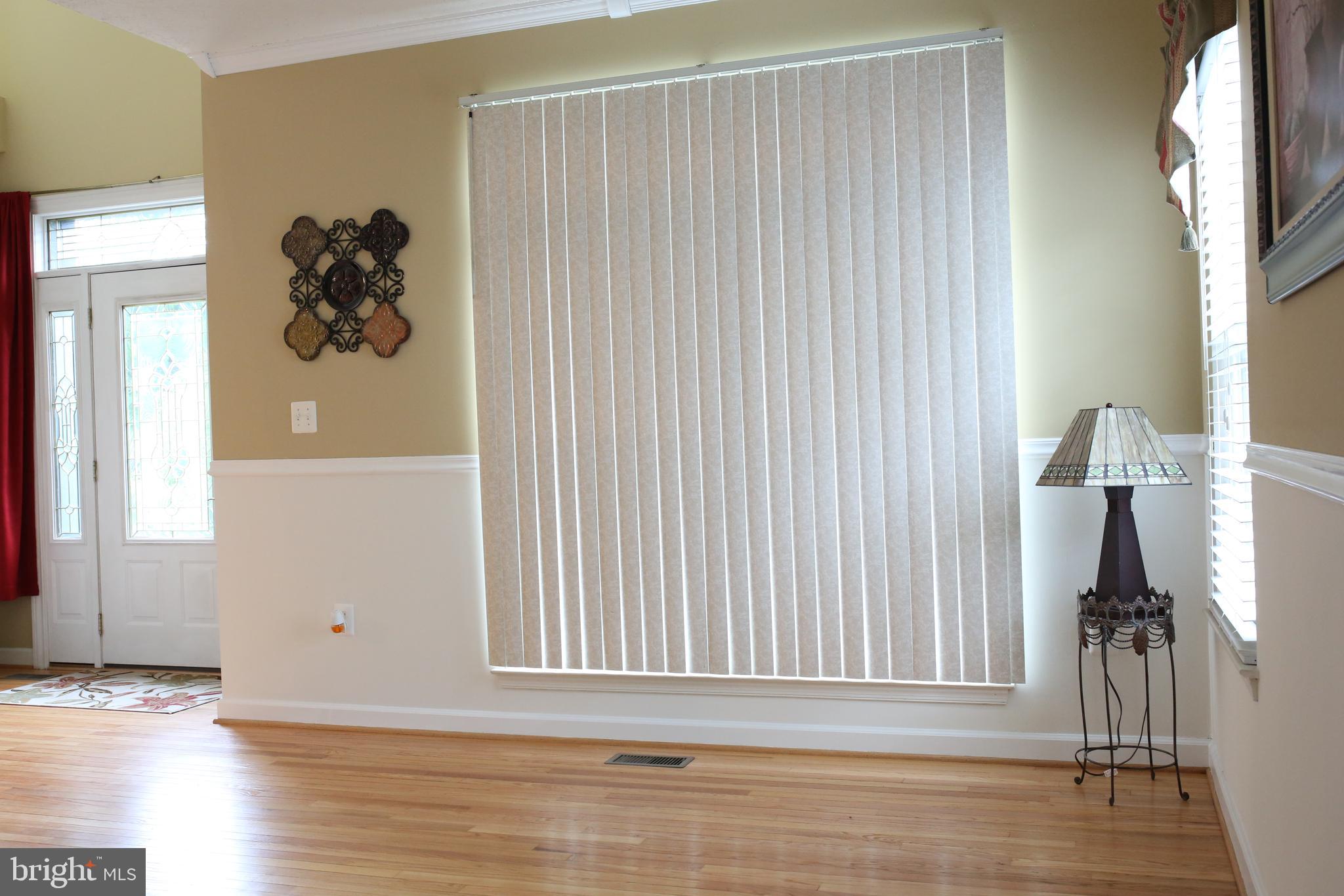 9705 Rider Court Fort Washington, MD 20744 - Photo 25 of 66 Main Level - Living Room