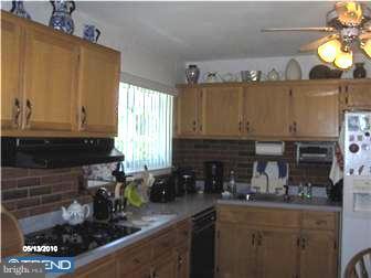 20 Dan Road Hamilton, NJ 08620 - Photo 5 of 12