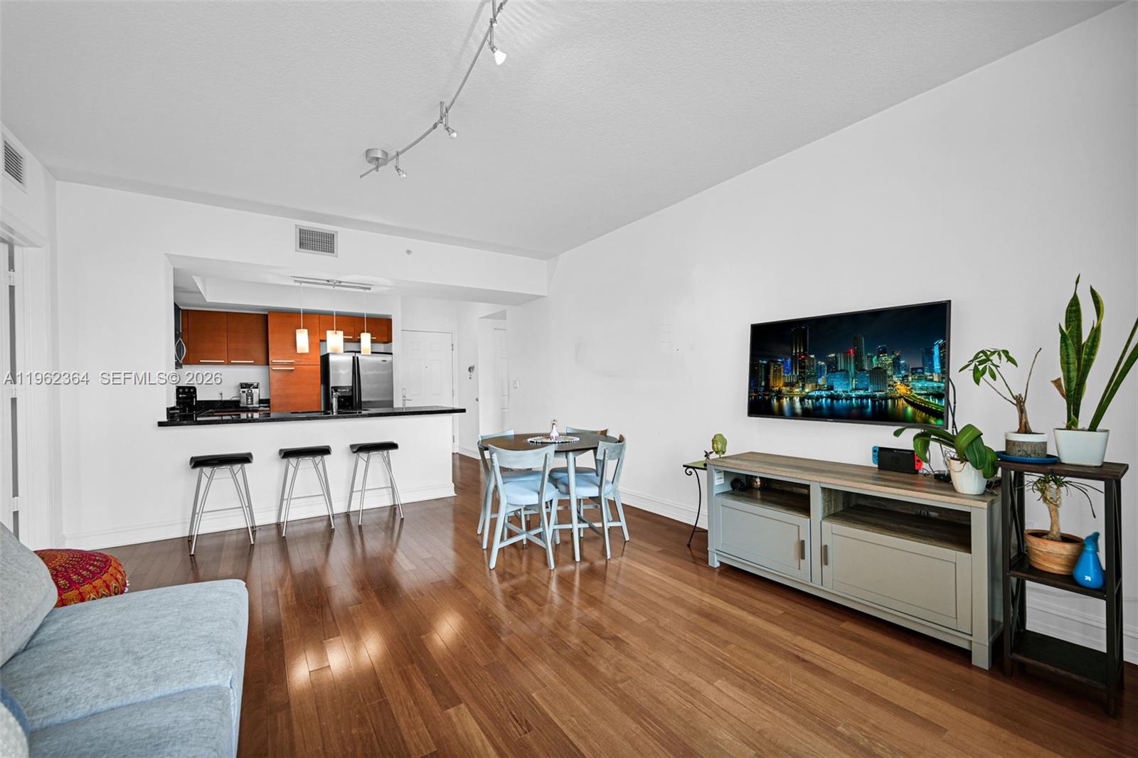 2030 Douglas Road, Unit 703 Coral Gables, FL 33134 - Photo 20 of 41