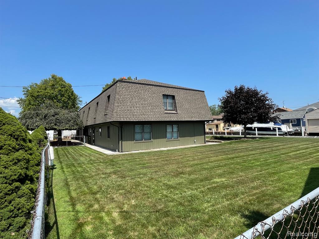 46070 Edgewater Street Chesterfield, MI 48047 - Photo 6 of 65