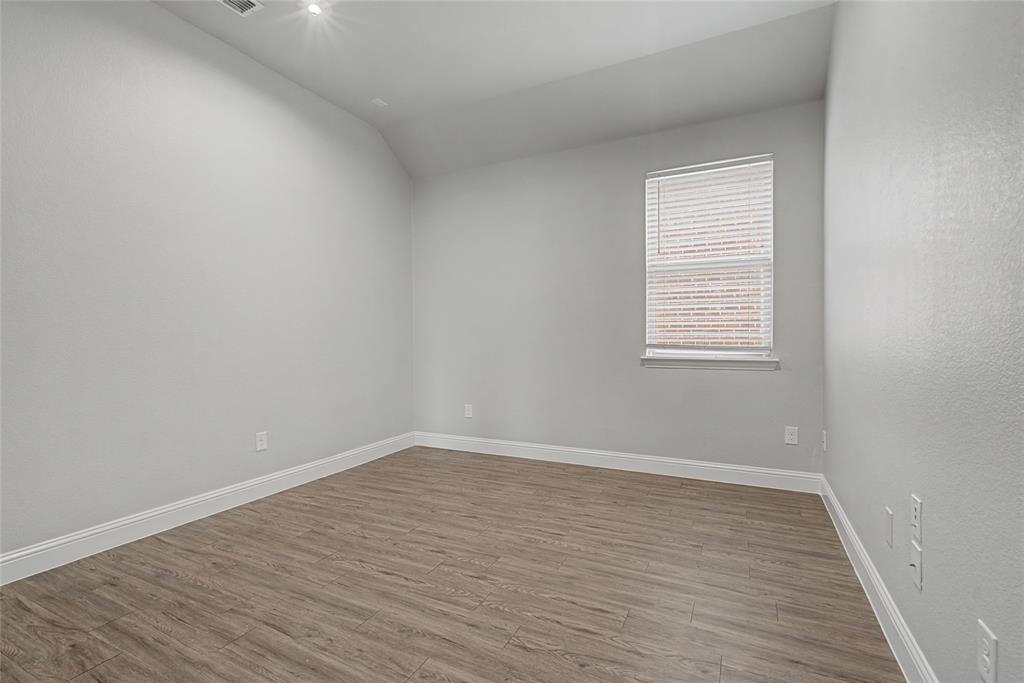 2215 Stanhill Drive Corinth, TX 76210 - Photo 12 of 38