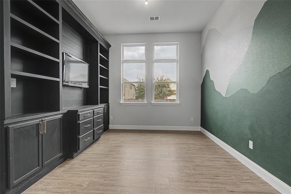 2215 Stanhill Drive Corinth, TX 76210 - Photo 4 of 38