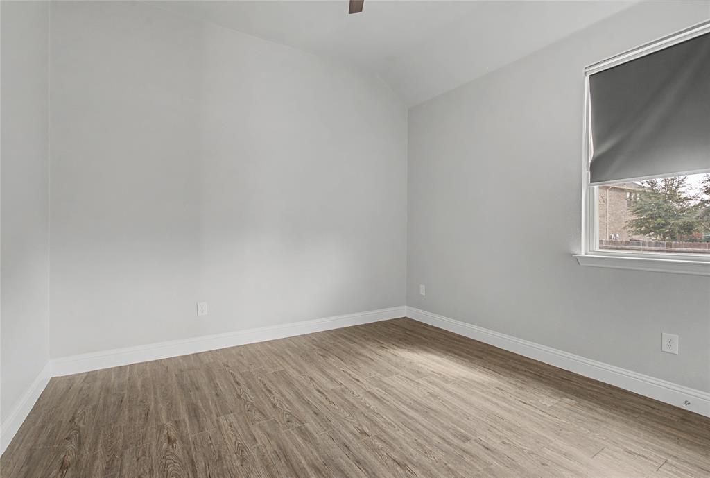 2215 Stanhill Drive Corinth, TX 76210 - Photo 7 of 38