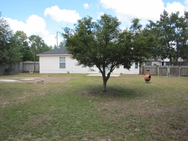 $1,500 | 4803 Young Road, Crestview, FL 32539