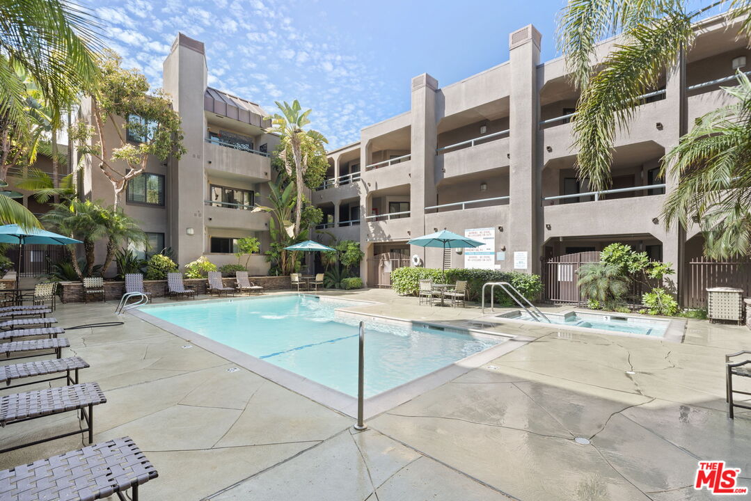 8300 Manitoba Street, Unit 234 Playa del Rey, CA 90293 - Photo 17 of 18