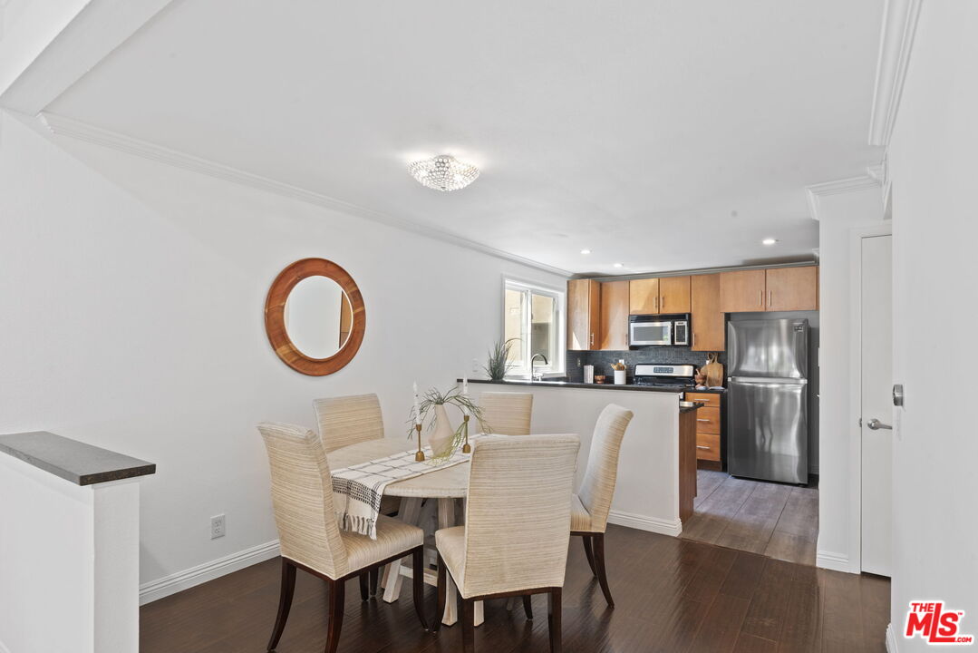 8300 Manitoba Street, Unit 234 Playa del Rey, CA 90293 - Photo 5 of 18