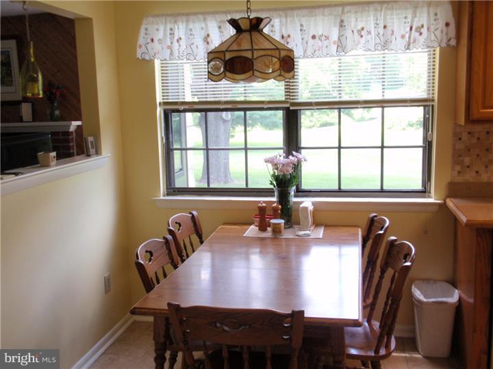 100 Home Road Hatboro, PA 19040 - Photo 11 of 25 Kitchen