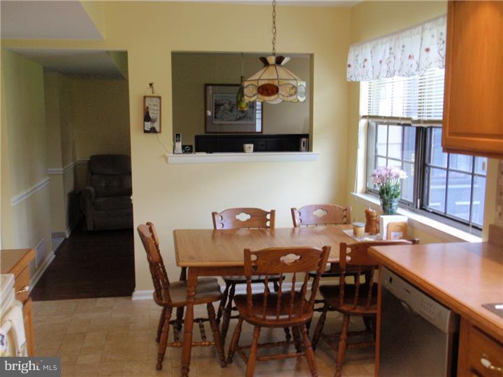100 Home Road Hatboro, PA 19040 - Photo 7 of 25 Kitchen