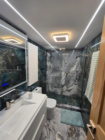 $385,000 | 606 Northwest 107th Avenue, Unit 11B, Miami, FL 33172