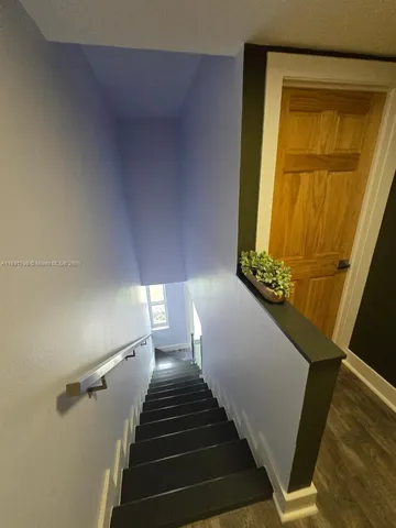 $385,000 | 606 Northwest 107th Avenue, Unit 11B, Miami, FL 33172