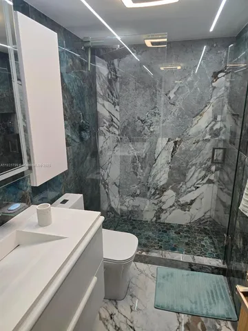 $385,000 | 606 Northwest 107th Avenue, Unit 11B, Miami, FL 33172