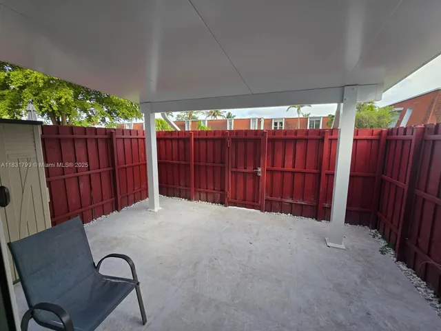 $385,000 | 606 Northwest 107th Avenue, Unit 11B, Miami, FL 33172