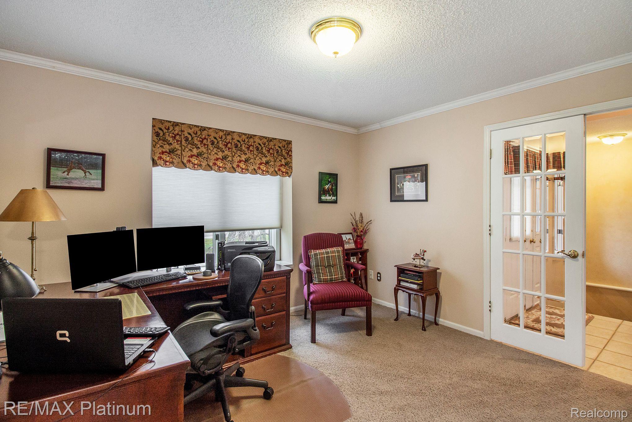 1835 Clover Ridge Drive Howell, MI 48843 - Photo 16 of 32 Gallery Image 16