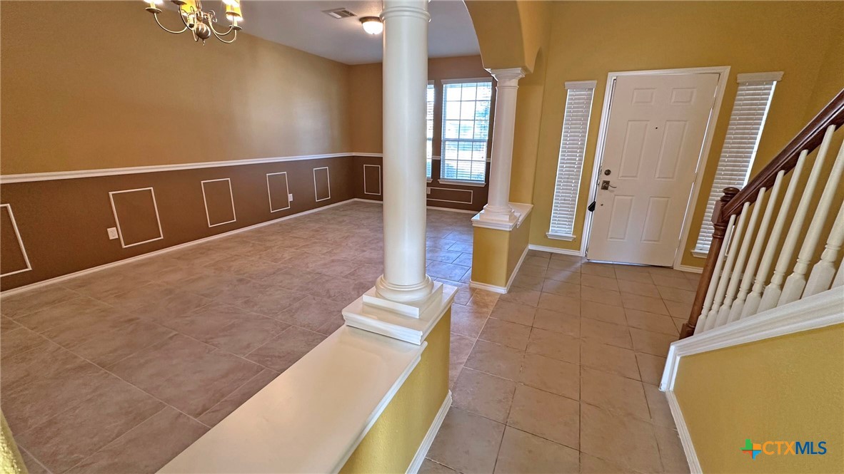 5203 Willamette Lane Killeen, TX 76549 - Photo 4 of 48 a view of an entryway