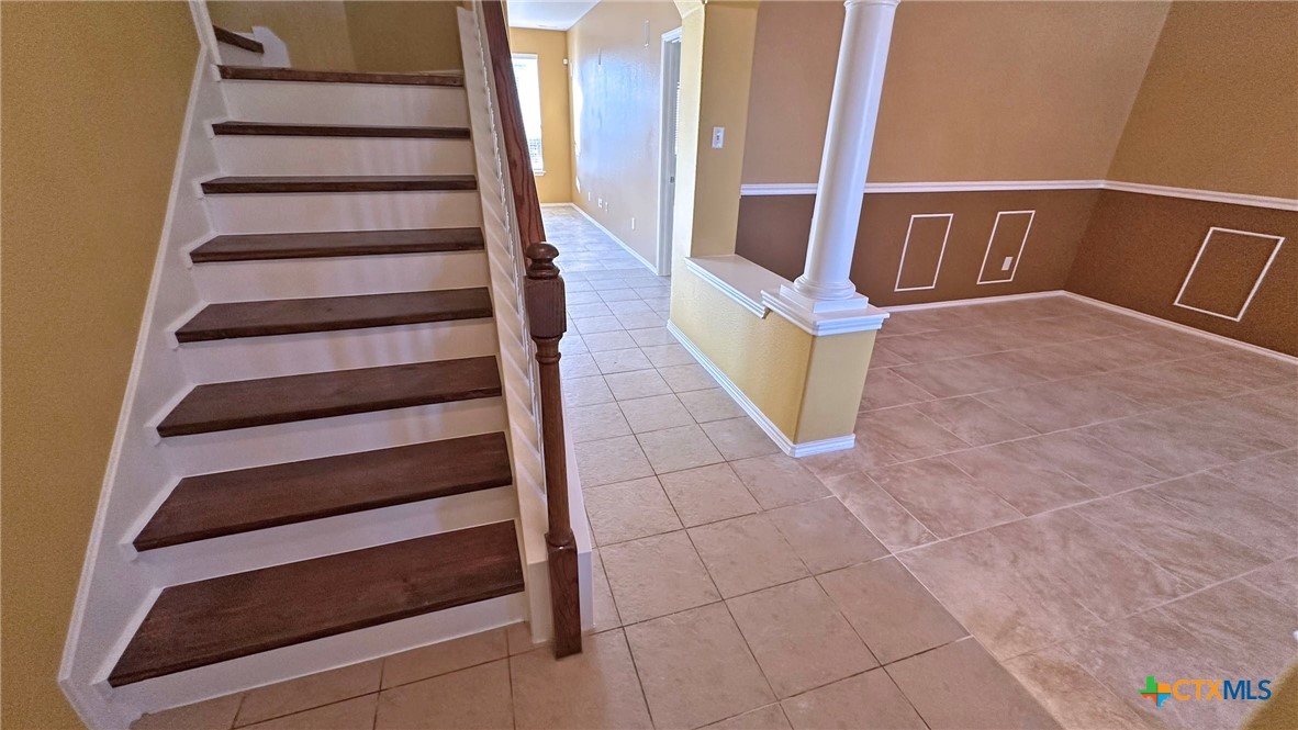 5203 Willamette Lane Killeen, TX 76549 - Photo 8 of 48 a view of stairs