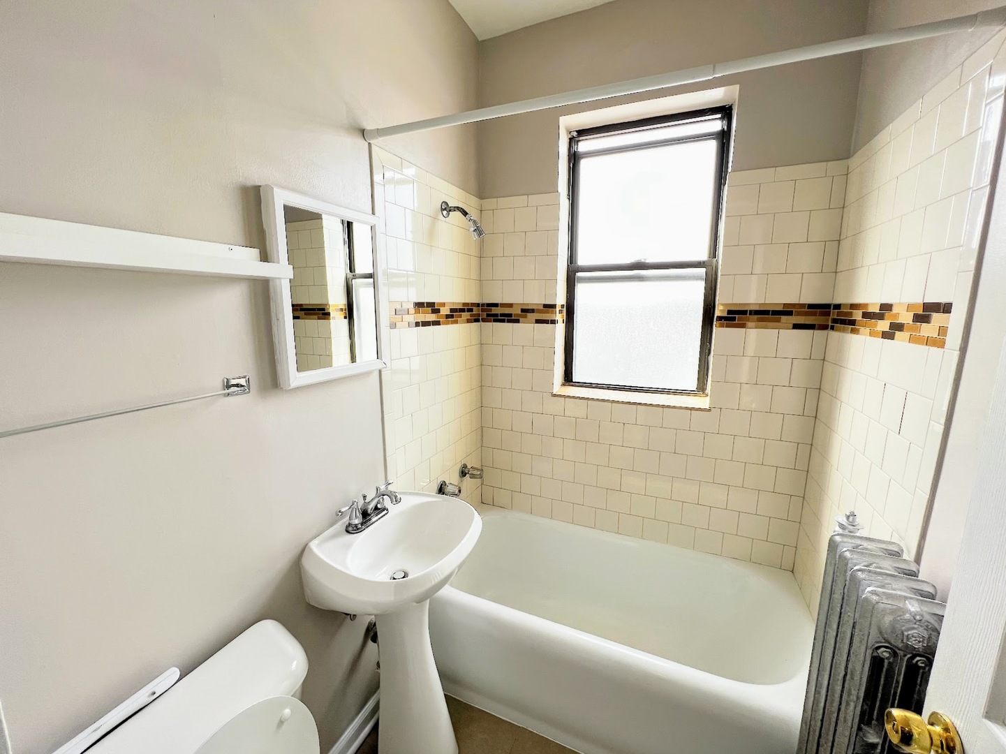 839 West Sheridan Road, Unit 424 Chicago, IL 60613 - Photo 10 of 12