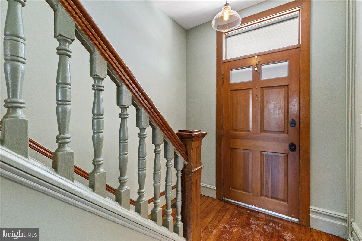 32 Bank Street Princeton, NJ 08542 - Photo 4 of 24