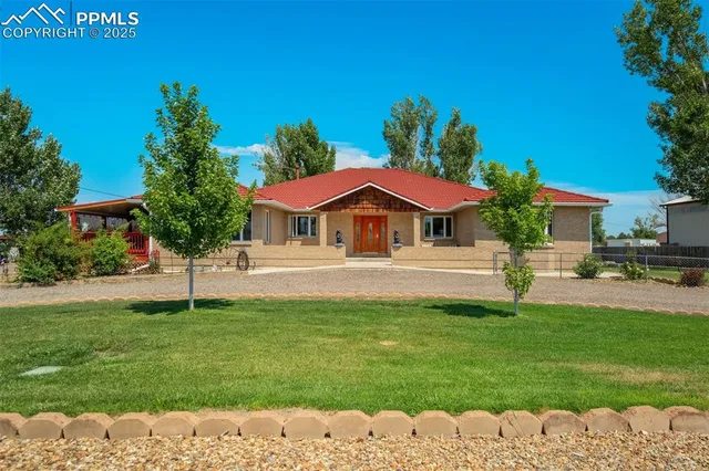 $795,000 | 27875 County Farm Road, Pueblo, CO 81006