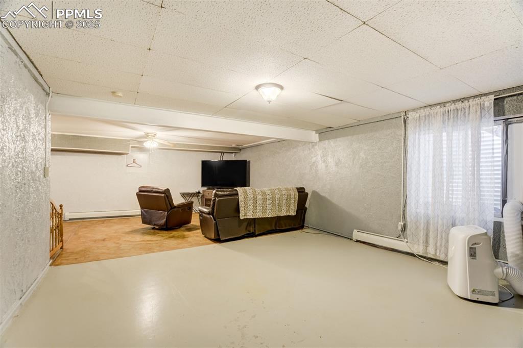 27875 County Farm Road Pueblo, CO 81006 - Photo 33 of 50 a view of a livingroom with furniture