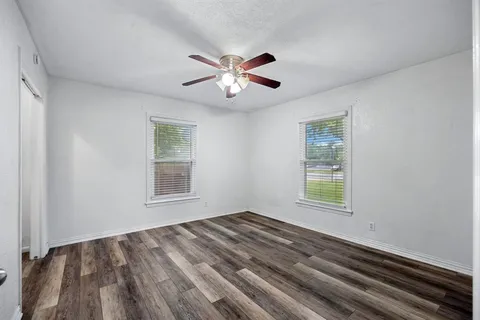 $265,000 | 421 South 1st Street, Krum, TX 76249