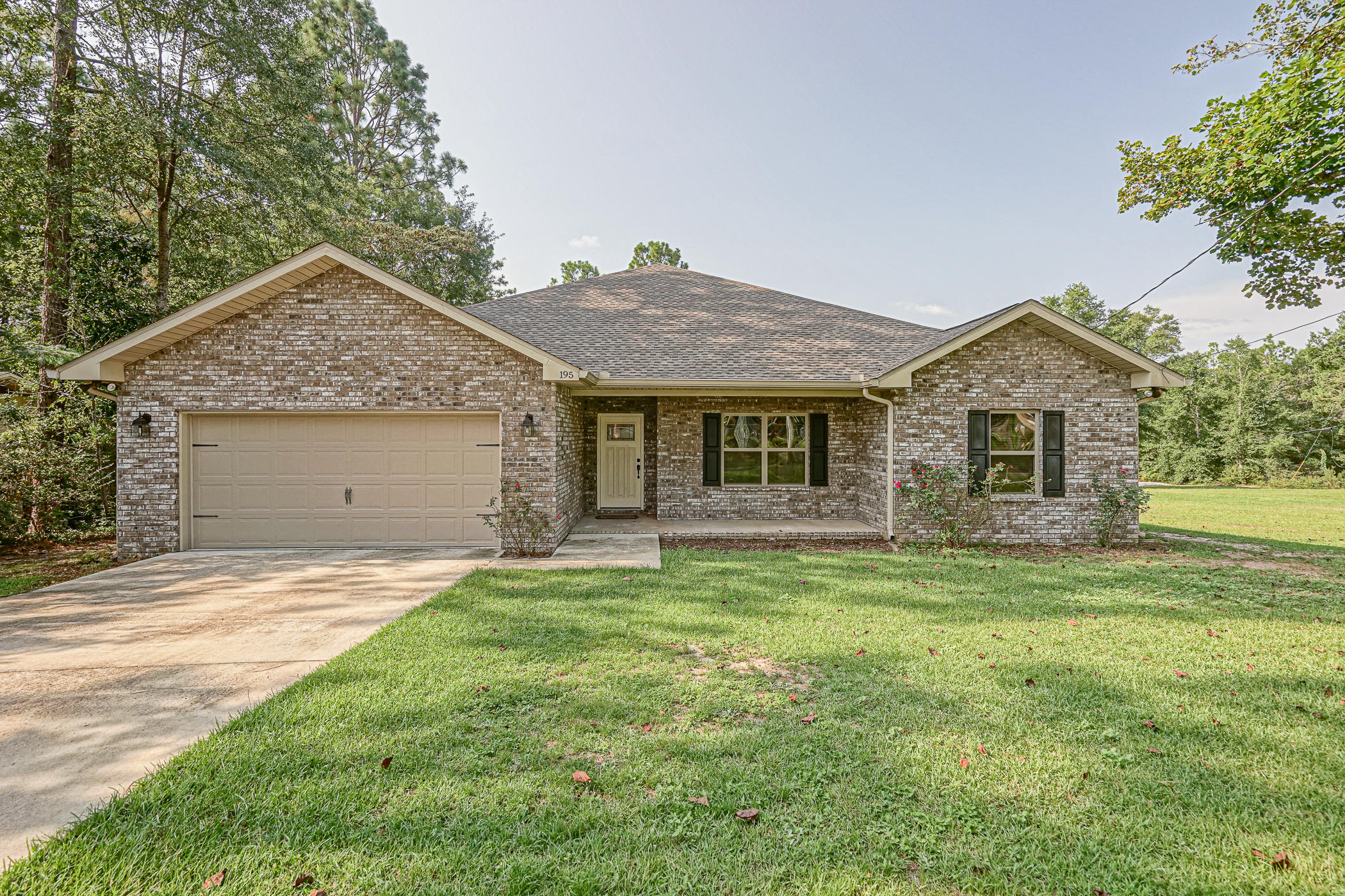 195 Ridge Drive Crestview, FL 32536 - Photo 1 of 35 195 Ridge Drive-2