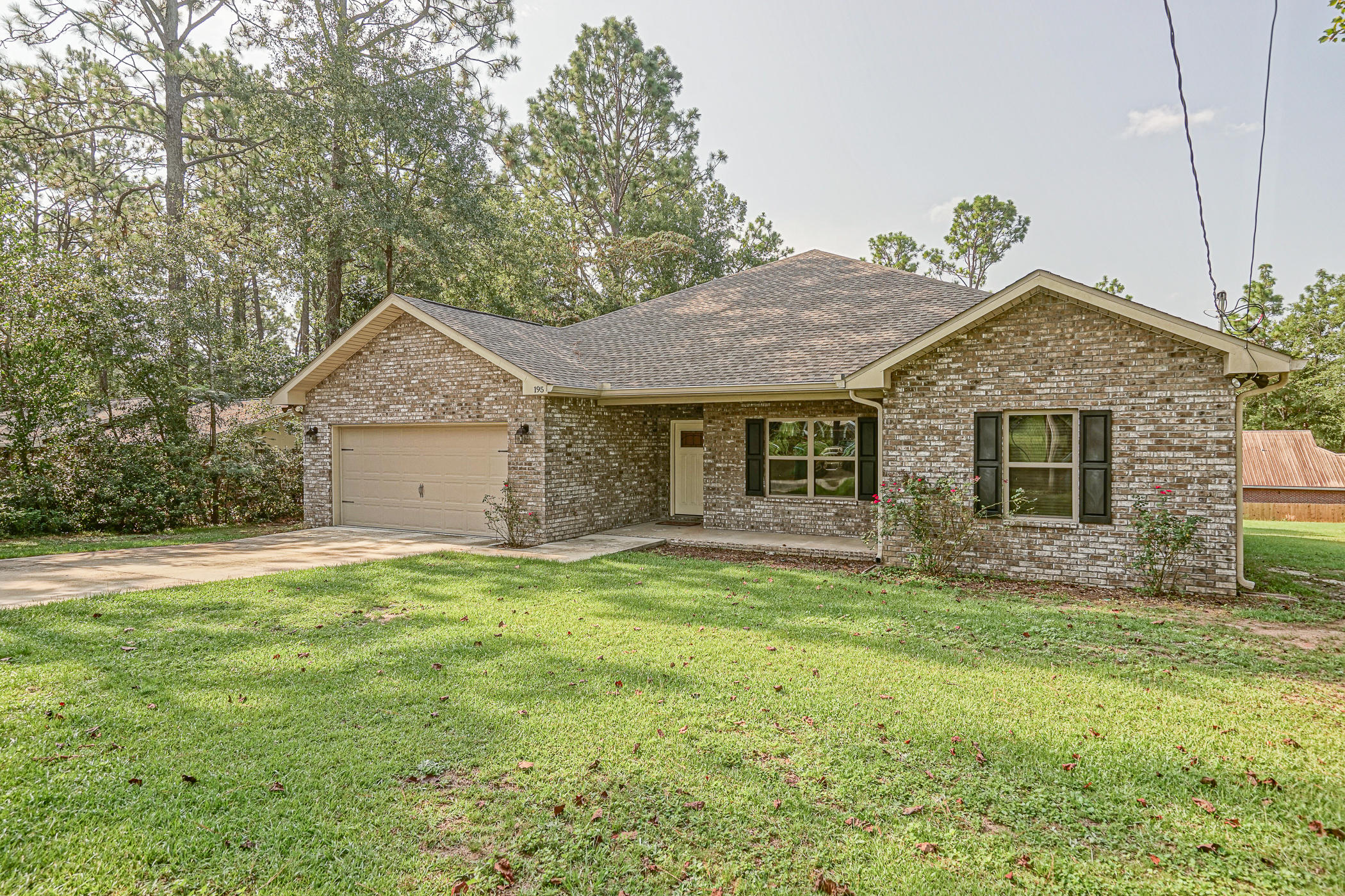 195 Ridge Drive Crestview, FL 32536 - Photo 2 of 35 195 Ridge Drive-3