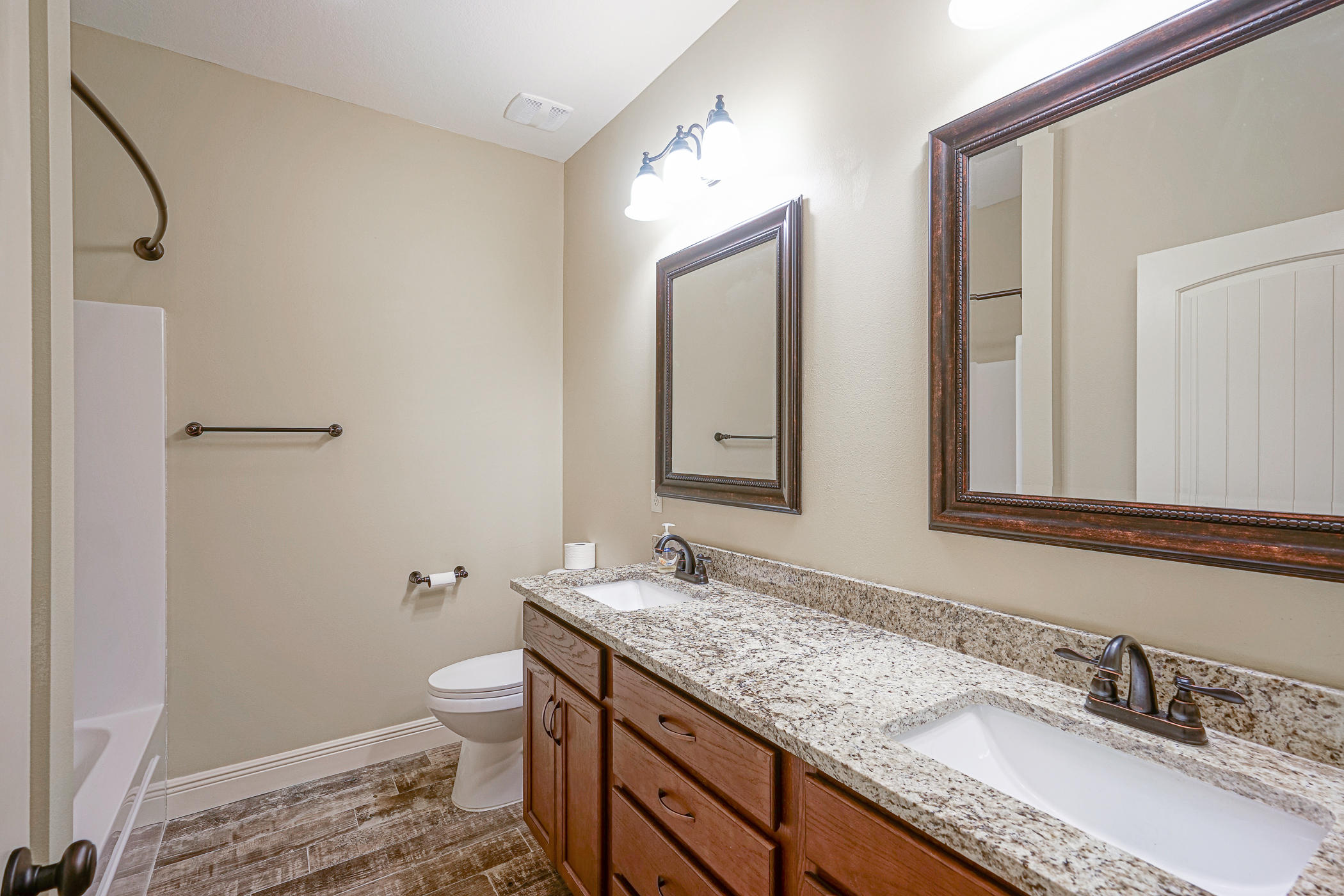 195 Ridge Drive Crestview, FL 32536 - Photo 27 of 35 195 Ridge Drive-30