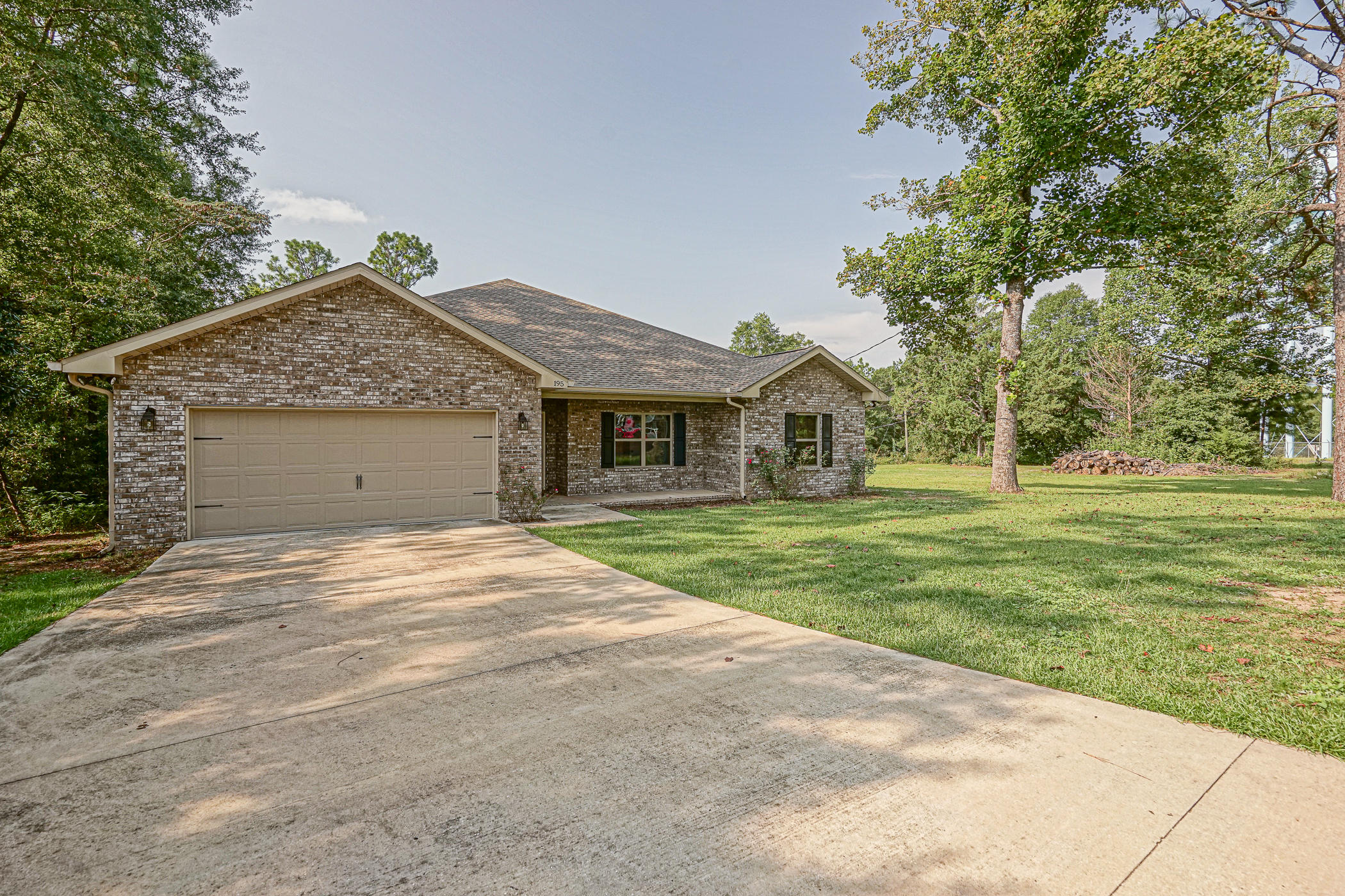 195 Ridge Drive Crestview, FL 32536 - Photo 4 of 35 195 Ridge Drive-5