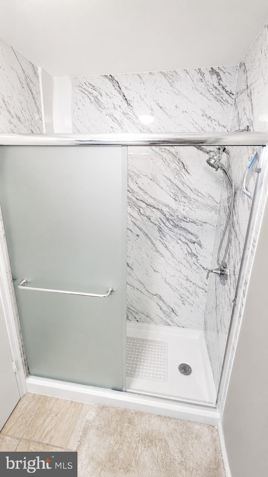 15370 Inlet Place Dumfries, VA 22025 - Photo 17 of 30 Master Bath Shower