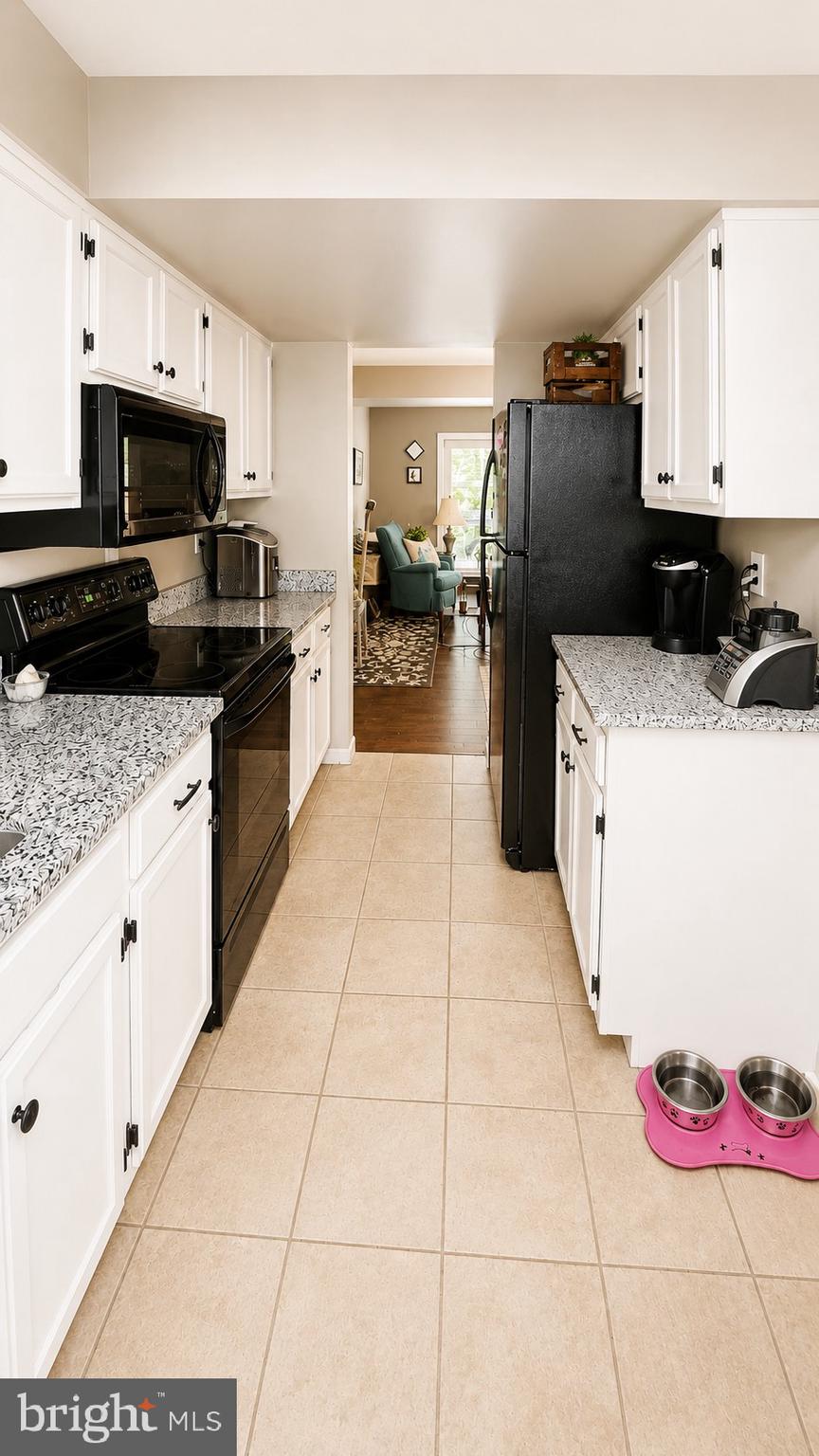 15370 Inlet Place Dumfries, VA 22025 - Photo 4 of 30 Kitchen