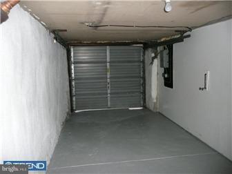 133 Golf Road Darby, PA 19023 - Photo 12 of 12 Garage