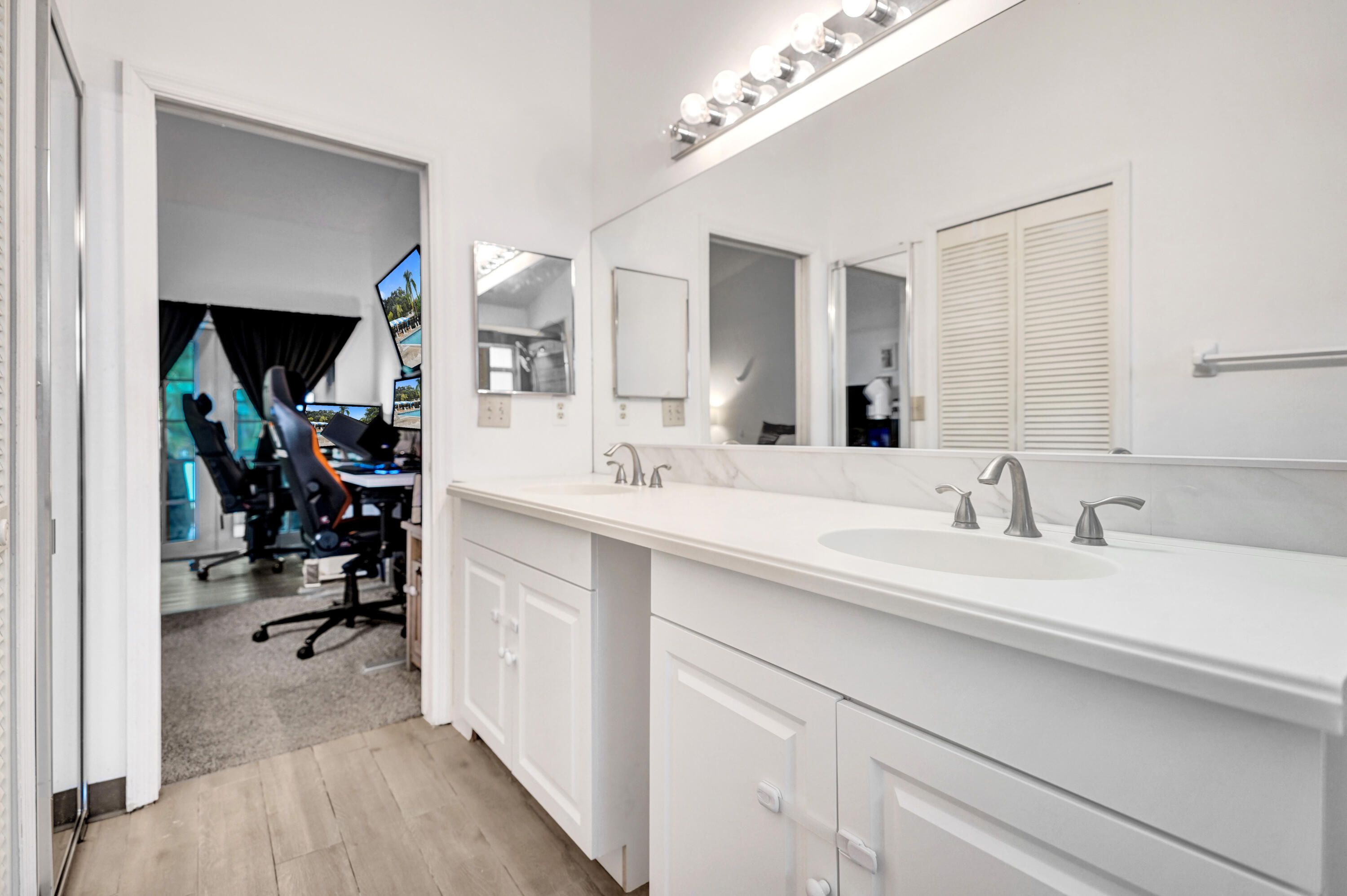 7 Ripley Way Boynton Beach, FL 33426 - Photo 45 of 56 DSC03600