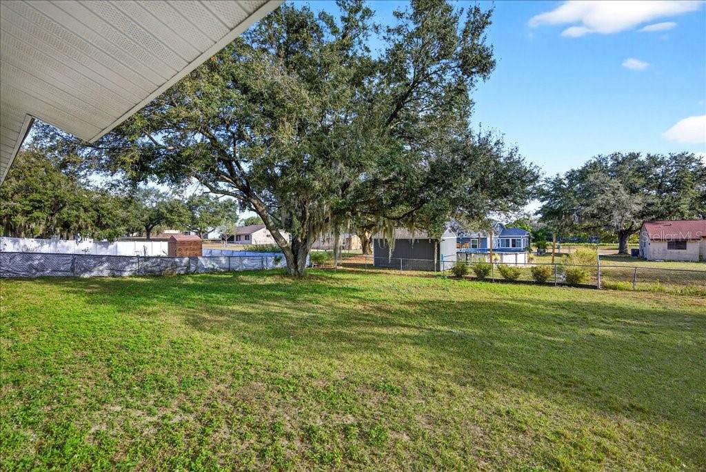 37 Hickory Track Way Ocala, FL 34472 - Photo 5 of 28