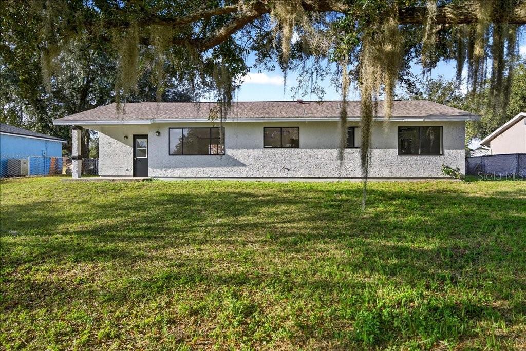 37 Hickory Track Way Ocala, FL 34472 - Photo 8 of 28