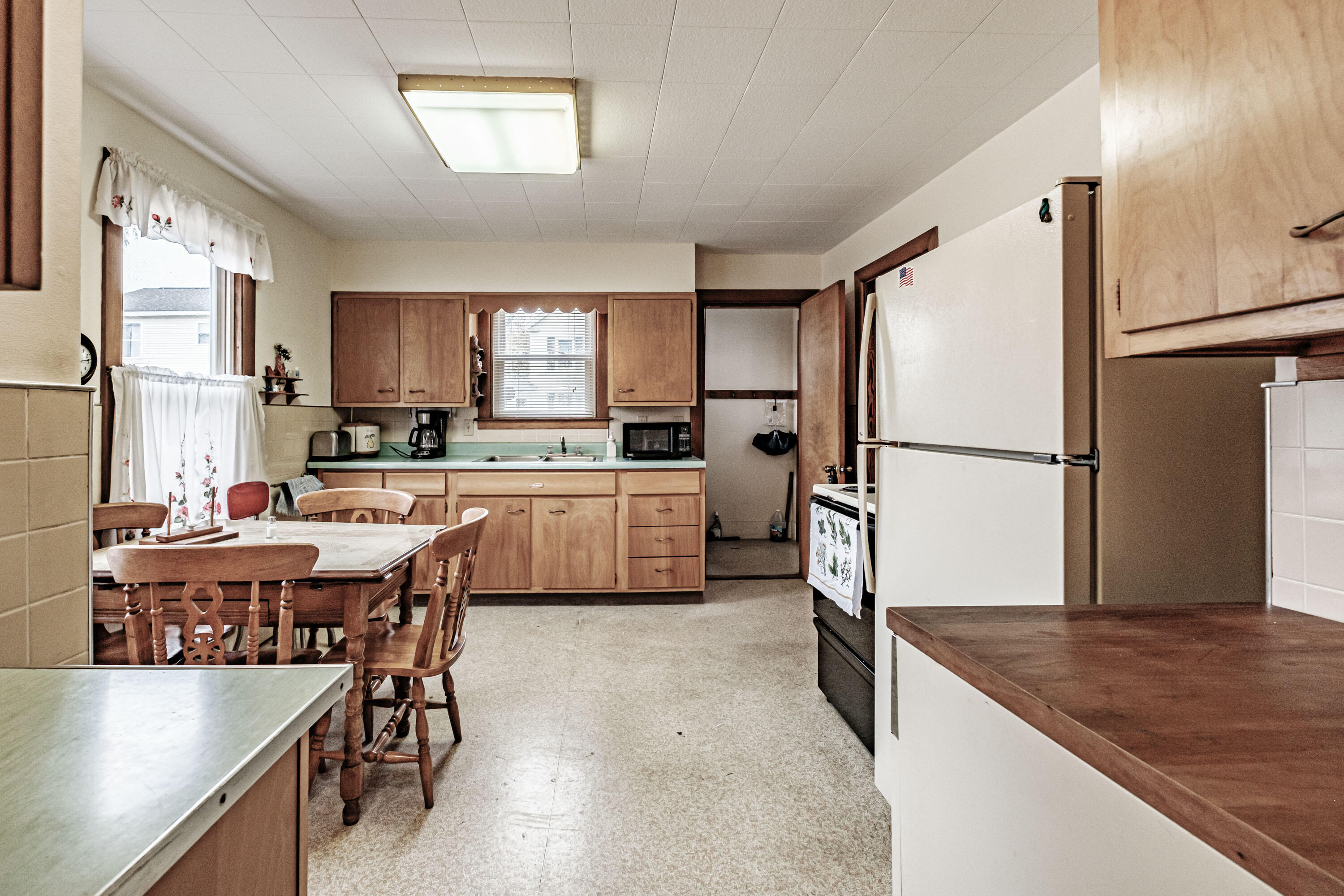 140 Spring Street Westbrook, ME 04092 - Photo 10 of 48 20211026gp-61009